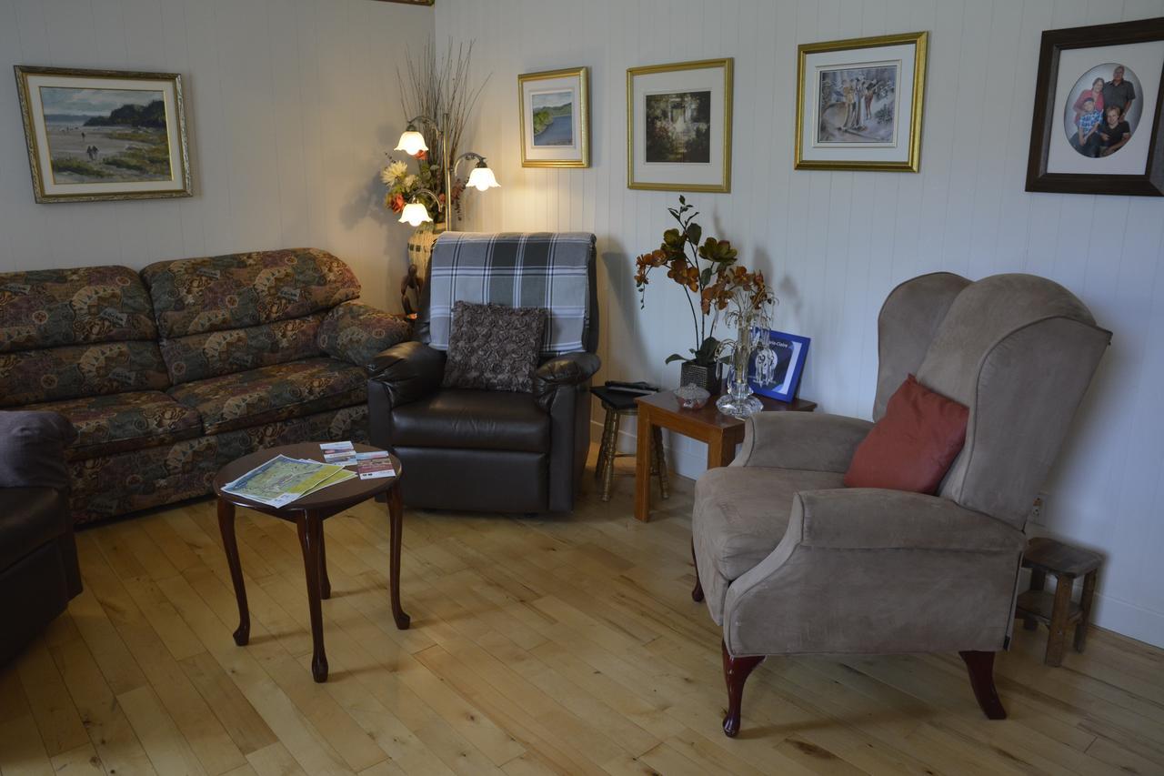 Gîte Marie-Claire Petit-Saguenay Extérieur photo